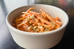  Carrot, sunflower seed salad 100g