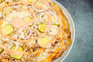 Burger pizza